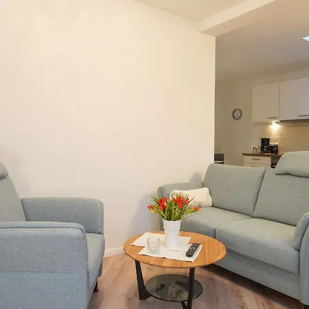 Holiday home Suedduene *